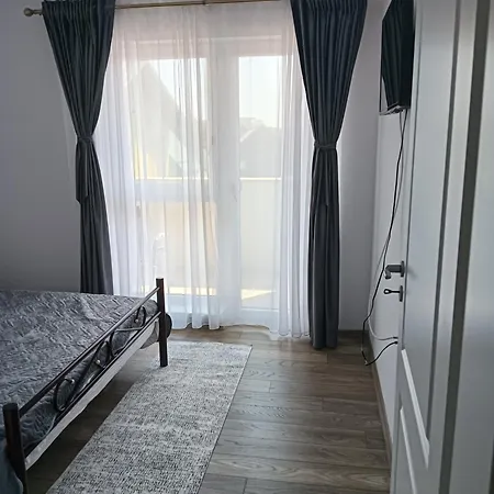 Charlye 2 Apartment *